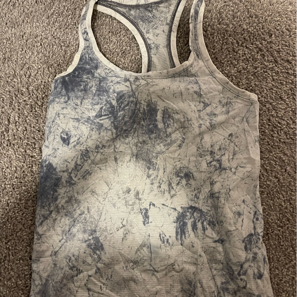 Lululemon swiftytech tank